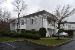 Recent townhouse for sale in Sutton Woods,Chatham NJ