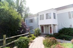 Recent townhouse for sale in Sutton Woods, Chatham NJ