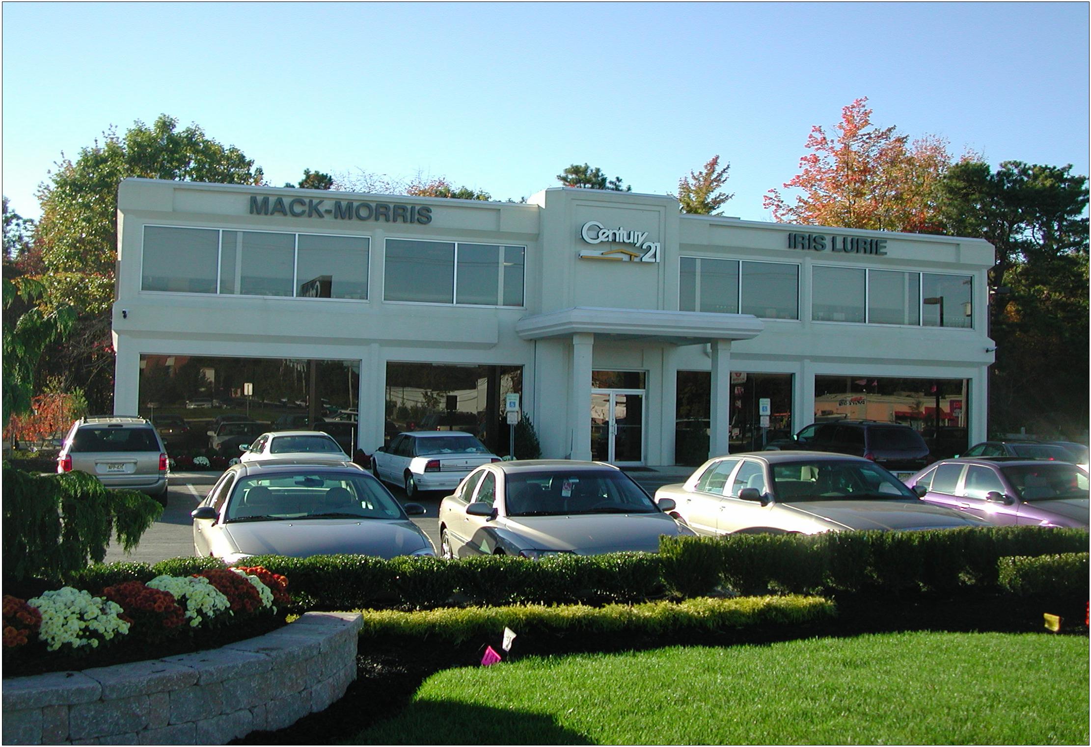 Century 21 Mack Morris Iris Lurie
