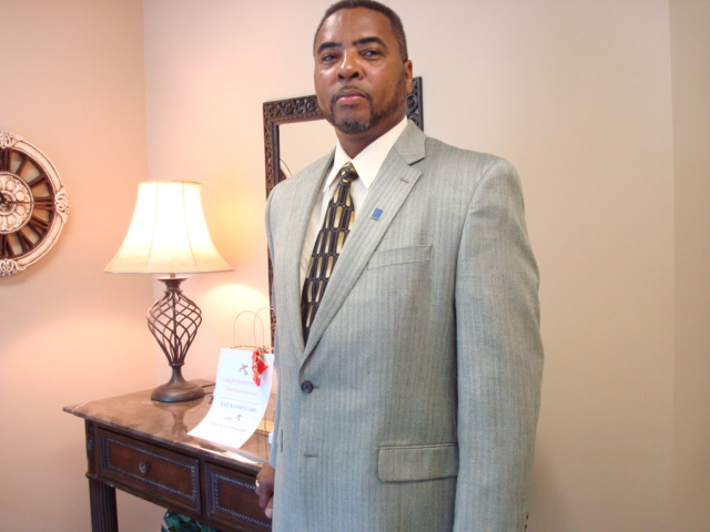 Julian Elliott Jr