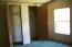 Bedroom no image