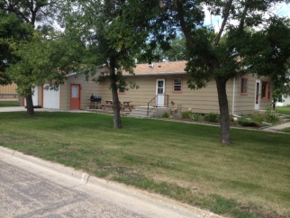 18 1st St. SE, Dunseith, ND, 58329