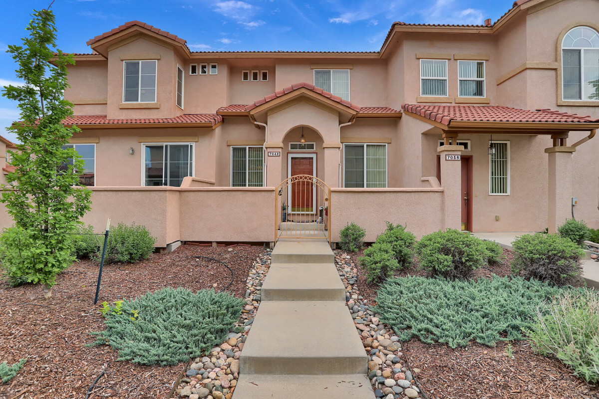 7042 Sand Crest View, Colorado Springs, CO, 80923 United States